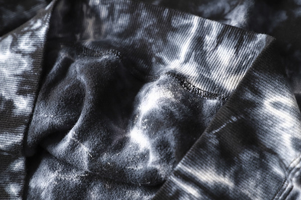 Hanorac bărbătesc de toamnă cu glugă și inscripție