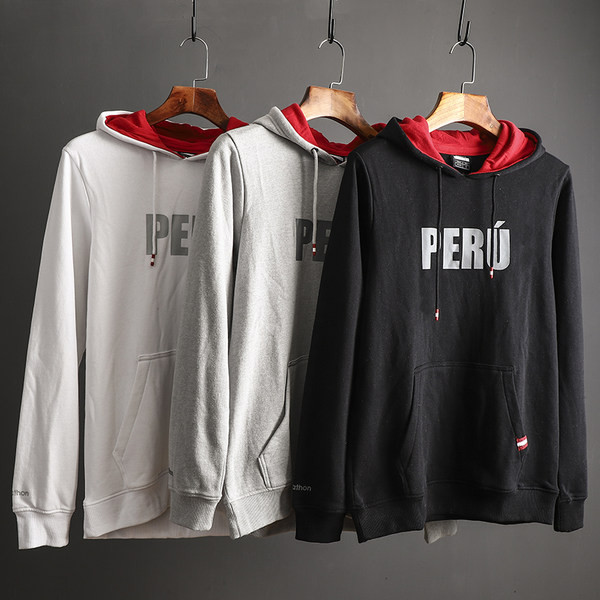 Sügisene aplikatsiooni ja kapuutsiga meeste dressipluus