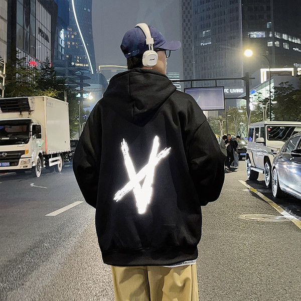 Meeste vabaaja kapuutsiga dressipluus - mitmes värvitoonis