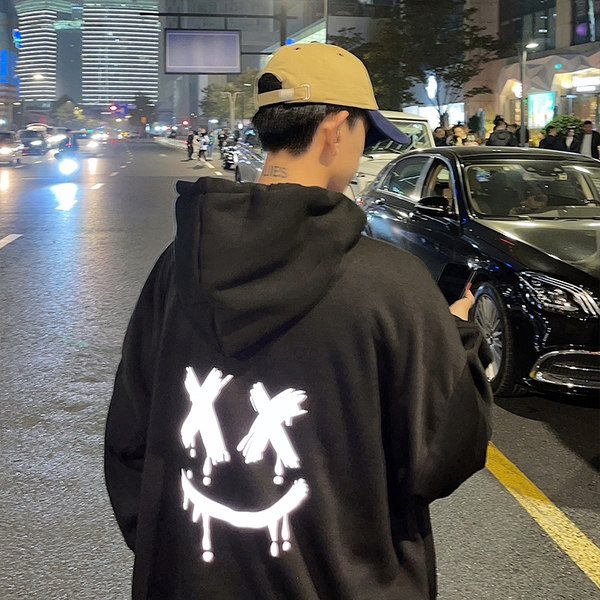 Hanorac pentru bărbați cu glugă și cravate - în mai multe culori