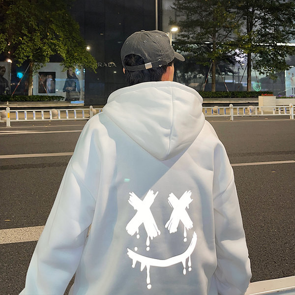 Hanorac pentru bărbați cu glugă și cravate - în mai multe culori