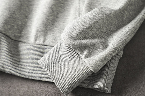 Hanorac barbatesc cu gluga si broderie