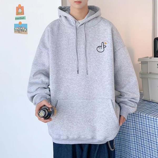 Uue mudeliga sügisene kapuutsiga dressipluus