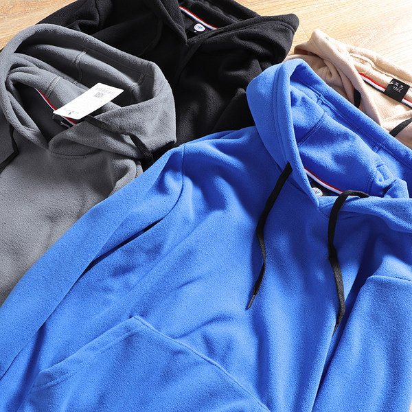 Hanorac pentru bărbați într-o singură culoare, cu glugă