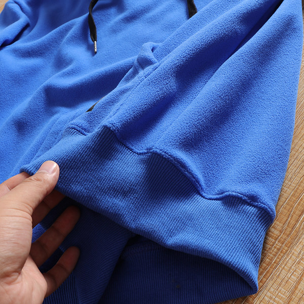 Hanorac pentru bărbați într-o singură culoare, cu glugă