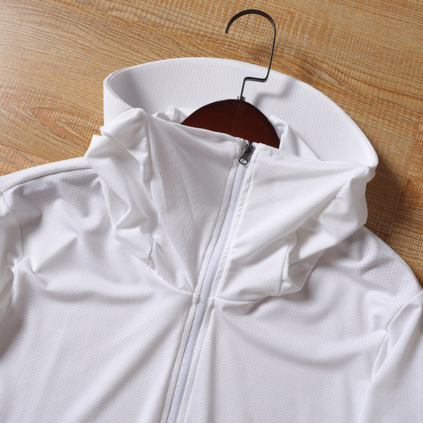 Kõrge kaelusega meeste sportlik dressipluus