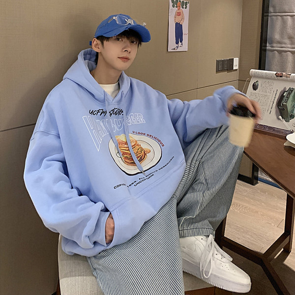 Hanorac barbatesc cu buzunar si imprimeu