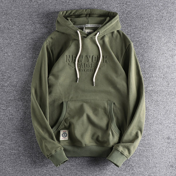 Kapuutsi ja taskutega meeste dressipluus