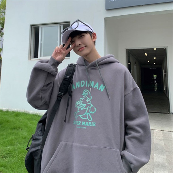 Φαρδύ ανδρικό φούτερ με επιγραφή και κουκούλα