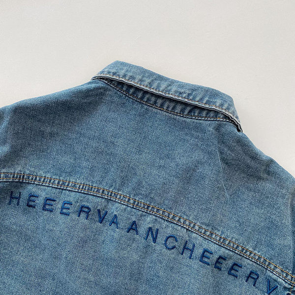 Naiste lai teksanööpidega jakk