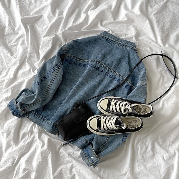 Naiste lai teksanööpidega jakk