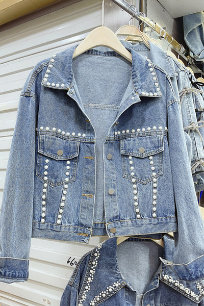 Μοντέρνο γυναικείο τζιν μπουφάν με πέρλες - μπλε χρώμα