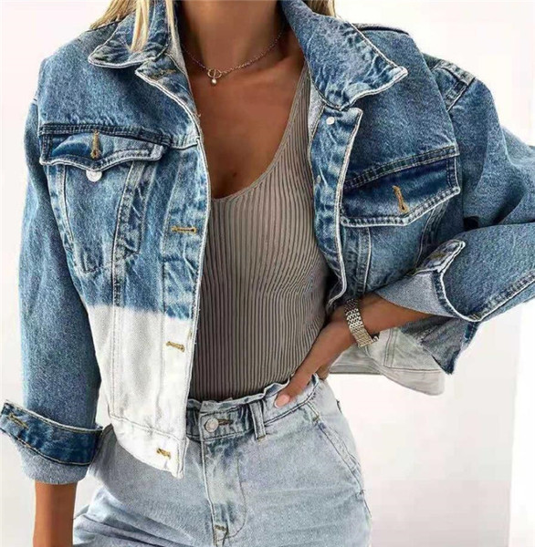 Moodne sillerdavates toonides nööpidega teksajakk