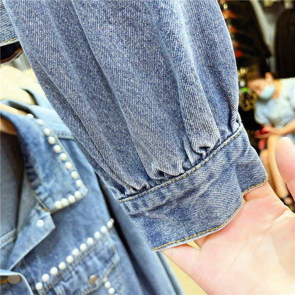 Női farmer dzseki gyöngyökkel - retro stílusú