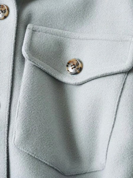 Tavaszi-őszi ing típusú kabát övvel