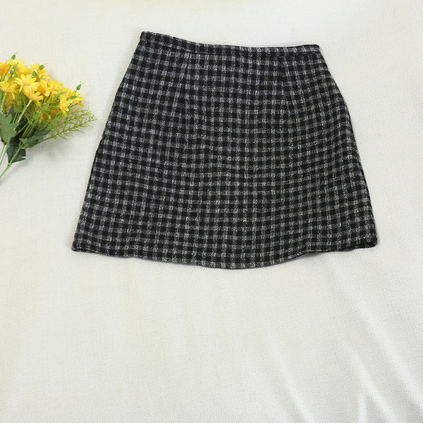 Карирана дамска къса пола-с висока талия