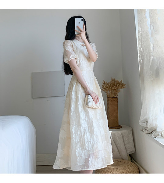 Дамска ежедневна рокля с обло деколте и къс ръкав