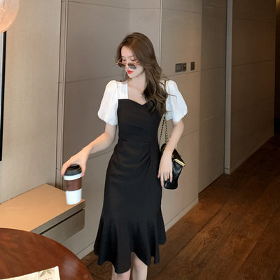 Új modell női ruha puffos ujjakkal, két színben