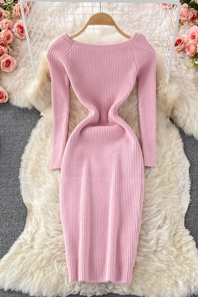 Közepes hosszúságú, rózsaszín női ruha