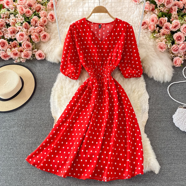 Pöttyös, rövid ujjú női alkalmi ruha