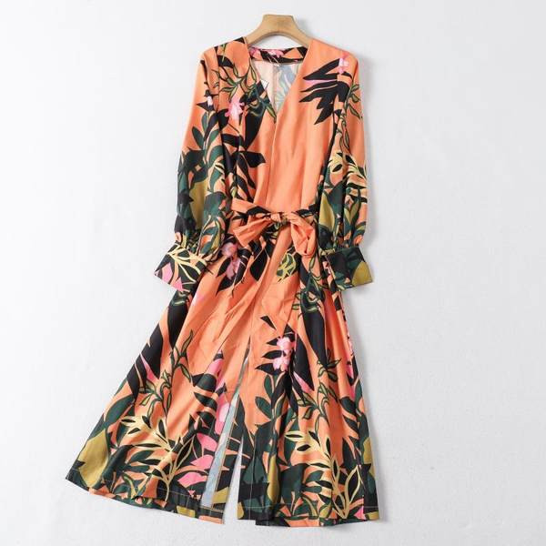 Hosszú őszi ruha virágmintával