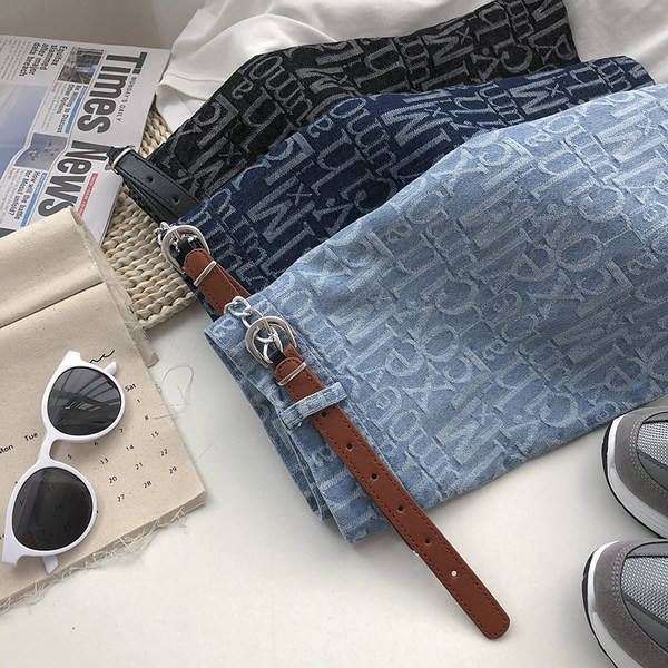 Új modell női szoknya övvel és feliratokkal