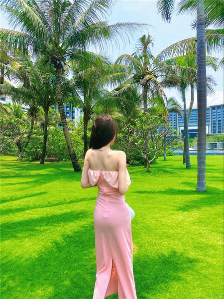 Új modell női ruha csupasz váll rózsaszín színben