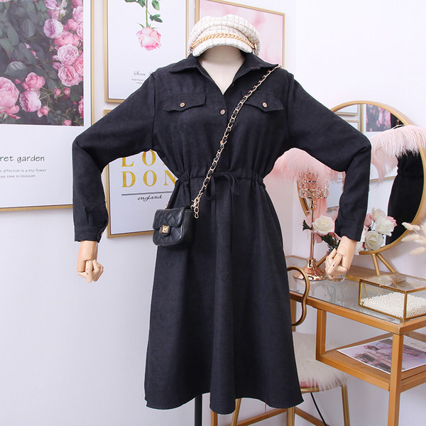 Alkalmi női ruha hosszú ujjal és gombokkal - többféle színben