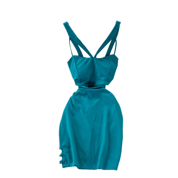 Modern testhezálló női ruha vékony pántokkal