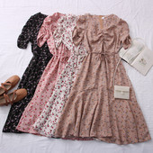 Lezser női szabású ruha puffos ujjakkal