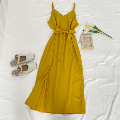 Új modell női ruha vékony pántokkal és övvel