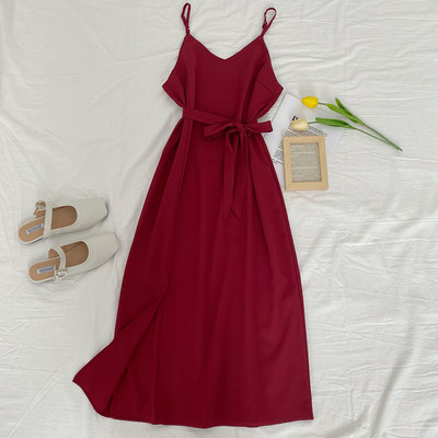 Új modell női ruha vékony pántokkal és övvel