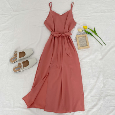 Új modell női ruha vékony pántokkal és övvel