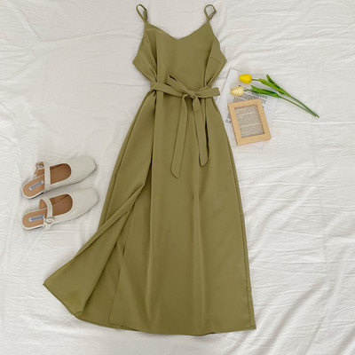 Új modell női ruha vékony pántokkal és övvel