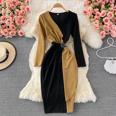 Női alkalmi ruha kövekkel és fényes hatással