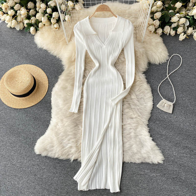 Rochie casual de dama de toamna din tricotat subtire cu decolteu spitz