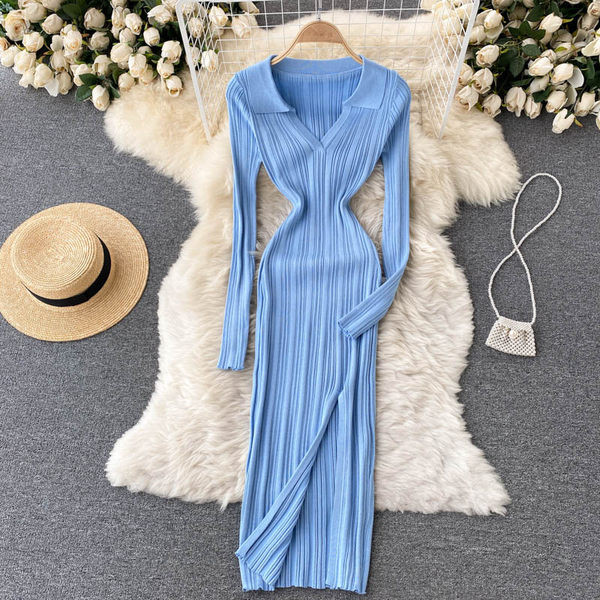 Rochie casual de dama de toamna din tricotat subtire cu decolteu spitz