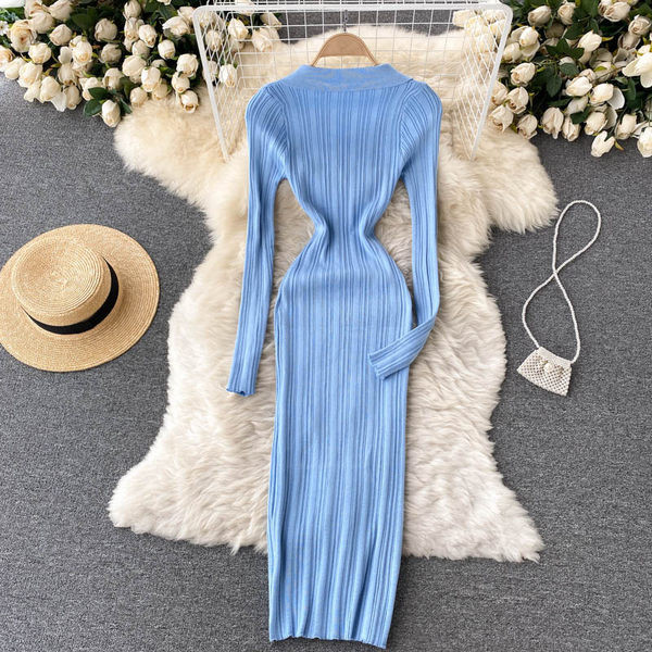 Rochie casual de dama de toamna din tricotat subtire cu decolteu spitz