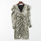 Φθινοπωρινό λουλουδάτο φόρεμα με μαζεμένο αποτέλεσμα