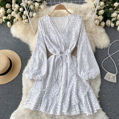 Casual γυναικείο πουά φόρεμα με spitz λαιμόκοψη