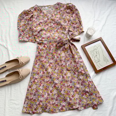 Νέο μοντέλο γυναικείο χρωματιστό φόρεμα με spitz λαιμόκοψη σε διάφορα χρώματα