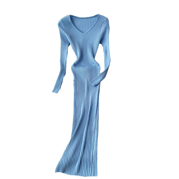 Női kordbársony ruha hosszú ujjal és kerek nyakkivágással