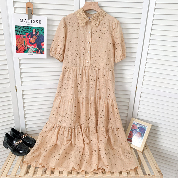 Mitmes värvitoonis vabaaja naiste kleit krae ja nööpidega