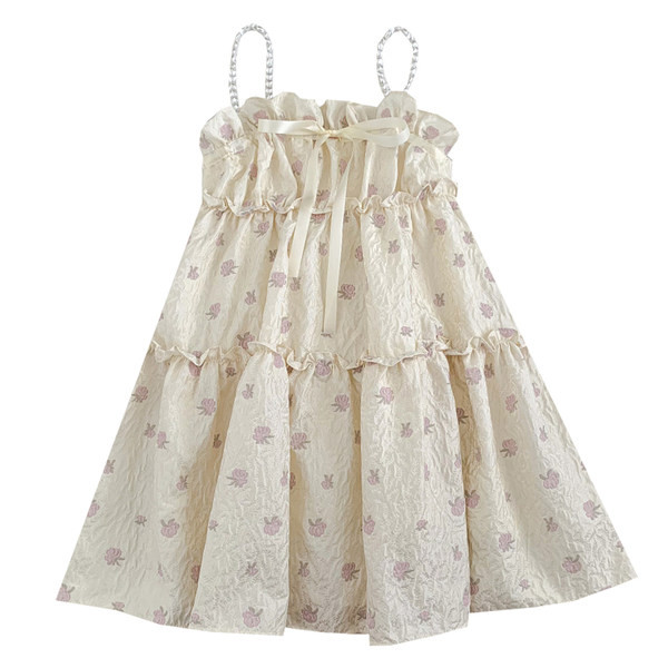 Uue mudeli naiste lõikega mitmes värvitoonis peenikeste rihmadega kleit