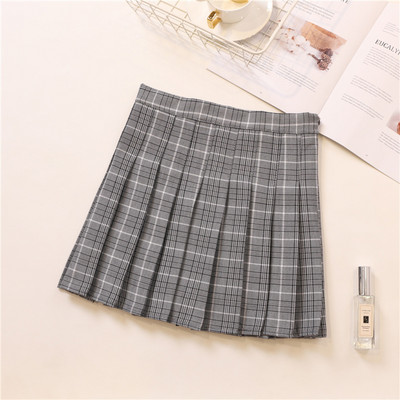 Fusta scurta in carouri cu talie inalta