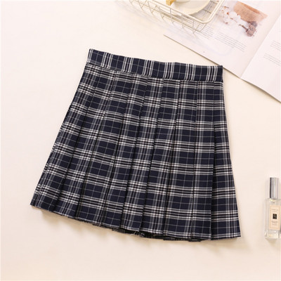 Fusta scurta in carouri cu talie inalta