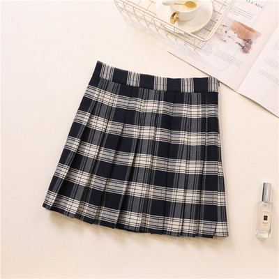 Fusta scurta in carouri cu talie inalta