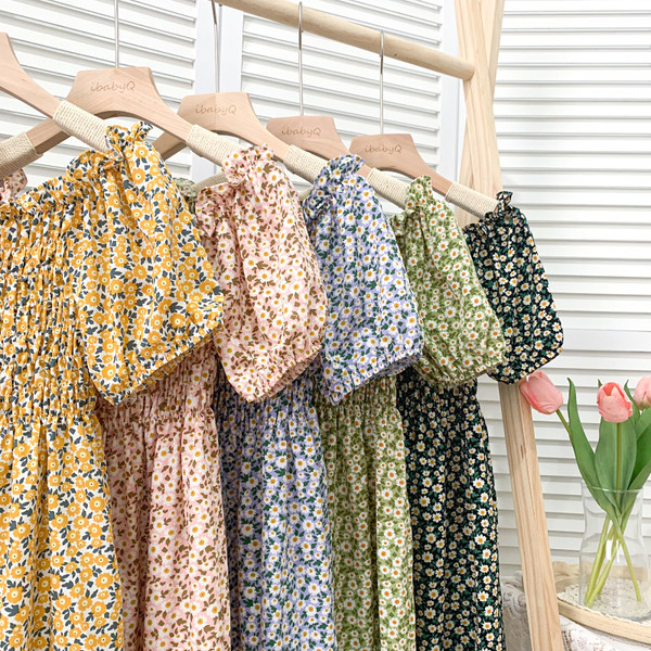 Alkalmi női ruha csónakos nyakkivágással - szabású modell