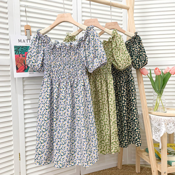 Alkalmi női ruha csónakos nyakkivágással - szabású modell