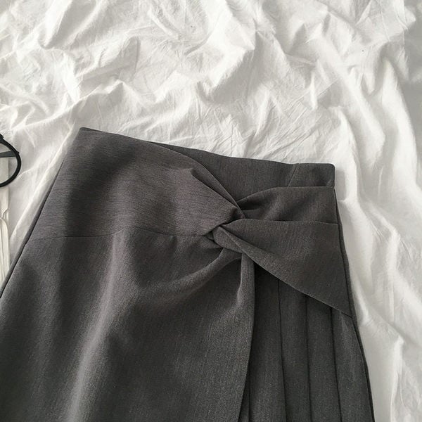 Női aszimmetrikus szoknya - magas derékkal